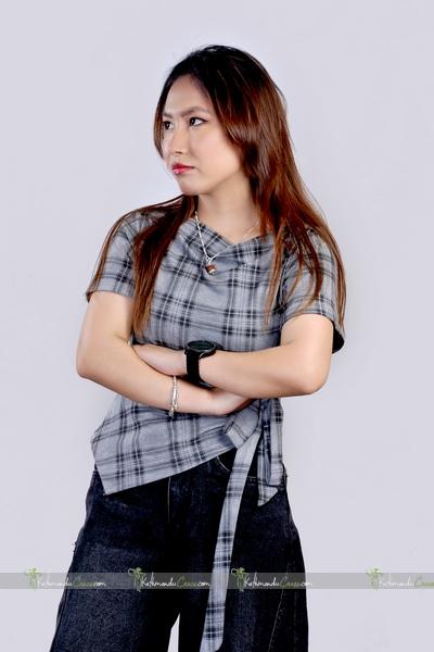 simran  gurung